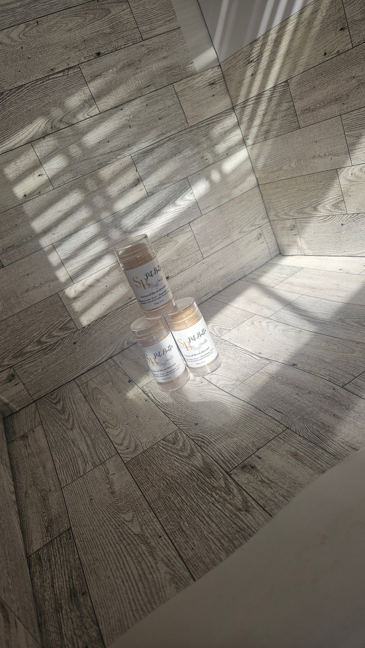 ✨ Pit Butta – Vanilla ✨
Natural Deodorant | Aluminum-Free | Vegan | Handmade Underarm Care