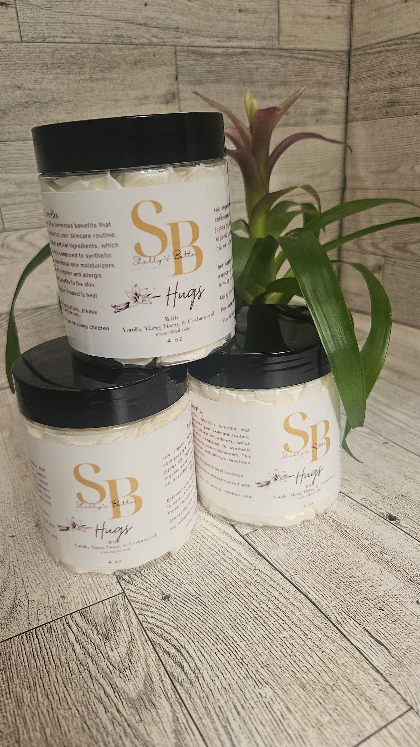 Hugs body butter with vanilla, ylang ylang and Cedar wood, essential oils.